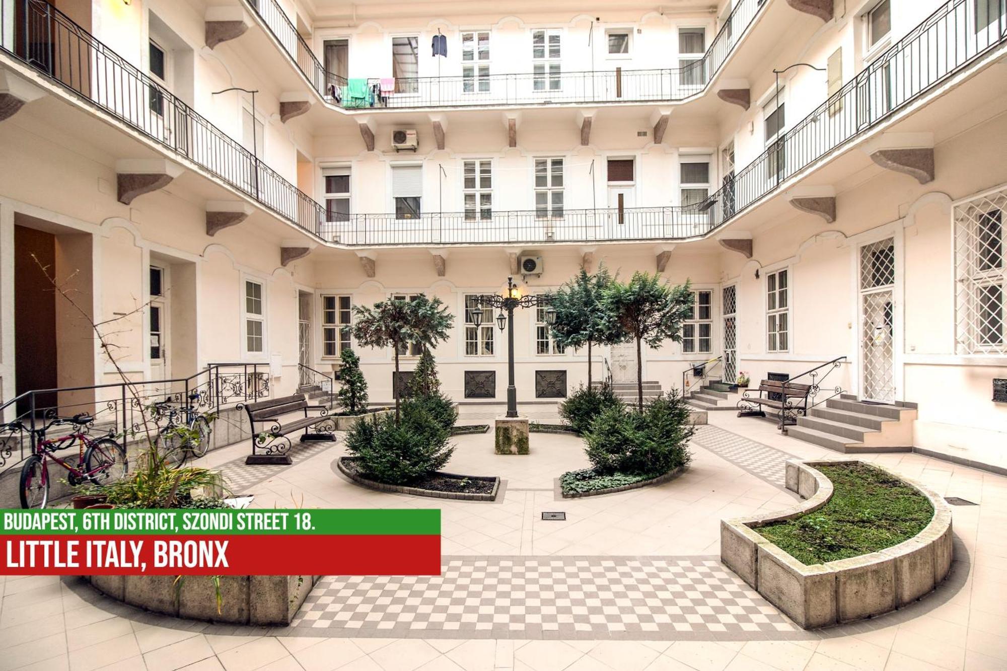 Little Italy Bronx Apartment Budapest Eksteriør bilde