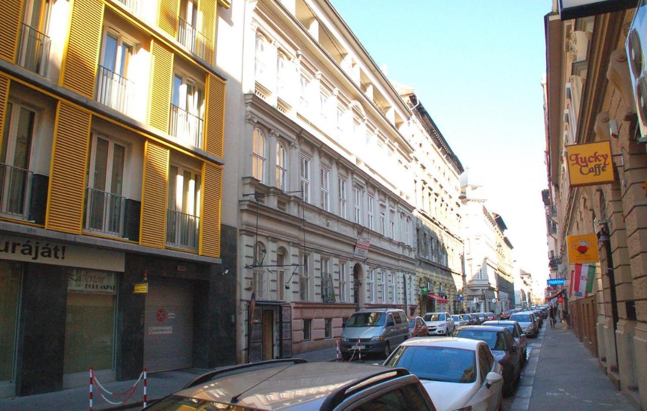 Little Italy Bronx Apartment Budapest Eksteriør bilde